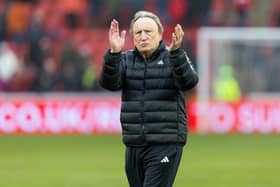 Neil Warnock applauds the Aberdeen fans before stepping down after the Scottish Cup quarter-final win over Kilmarnock. (Photo by Ross Parker / SNS Group)