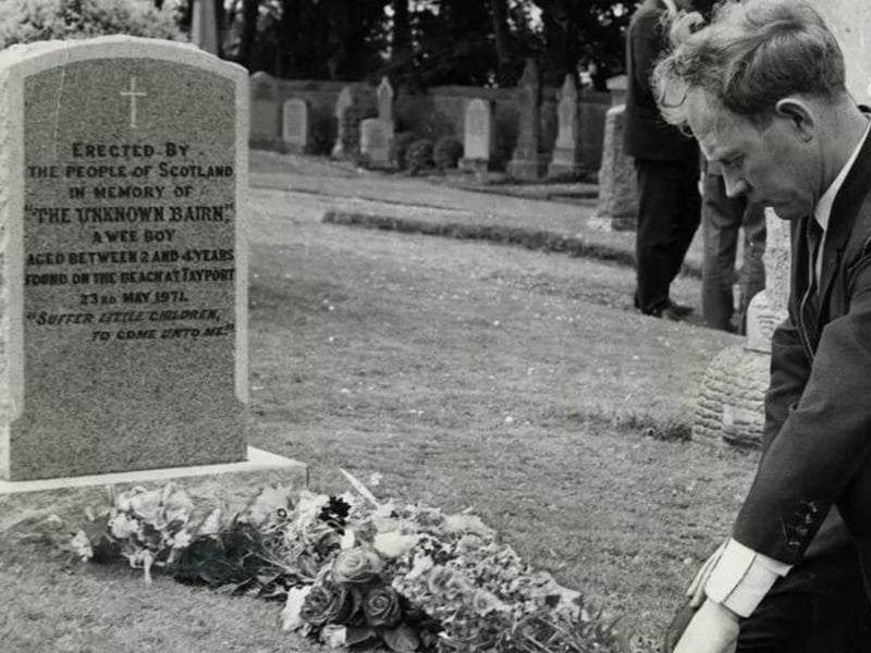 A postman and his son in Fife were astonished in 1971 when what they thought was a doll washed onto the beach at Tayport turned out to be the dead body of a 3-year-old boy still dressed in what seemed to be his pyjamas. Reports state he died of natural causes but despite massive news coverage nobody ever stepped forward to claim or identify the poor child. Some suspect he had been aboard a ship visiting the Tay and fell off or, depressingly, his family just couldn’t afford a funeral. To pay their respects, Tayport’s people raised the money to have him buried in the village, his headstone reads: “Erected by the people of Scotland in memory of the Unknown Bairn”.