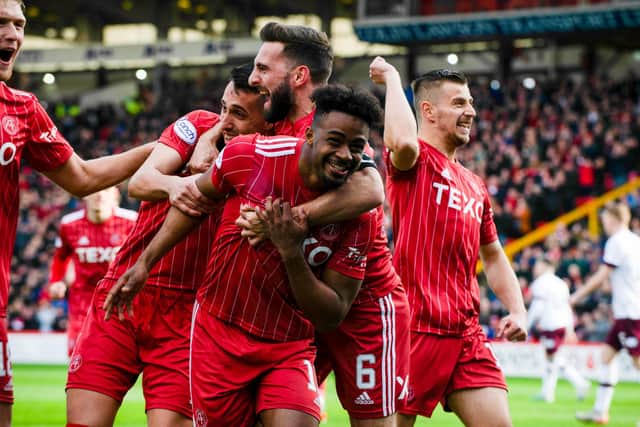 Duk terrorised the Hearts defence in Aberdeen's win.  (Photo by Paul Byars / SNS Group)