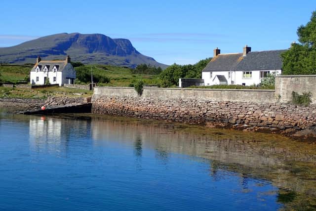 The community trust  behind Isle Martin said it had been "swamped" with applications.
