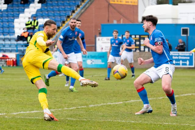 Boyle lashed home Hibs' third goal.