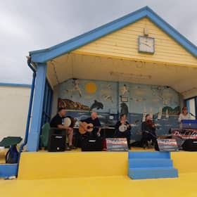 Dark Island playing at Stonehaven Outdoor Pool Aqua Ceilidh, summer 2022