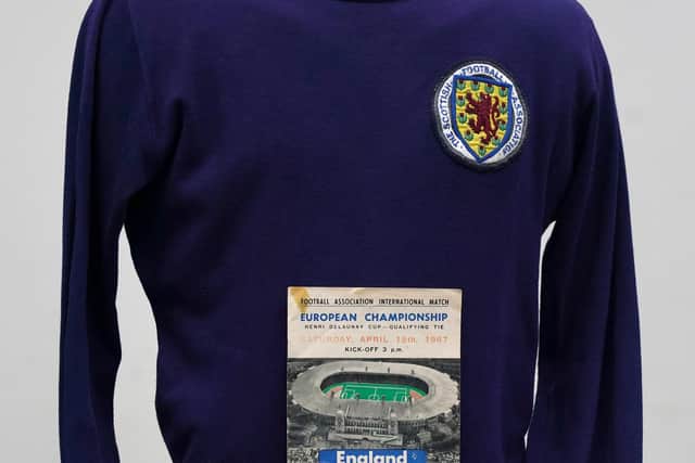 The jersey was being sold as the one Baxter wore in Scotland's 3-2 victory over England at Wembley in 1967.