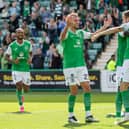 Dylan Vente celebrates with his Hibs team-mates after scoring off the bench against Raith Rovers. (Photo by Ross Parker / SNS Group)
