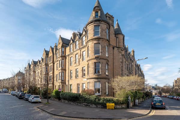 The average selling time in Edinburgh over the past year is 124 days