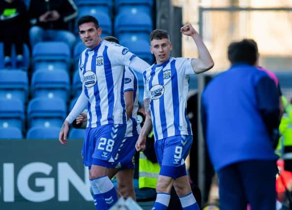 Oli Shaw celebrates making it 2-1 with teammate Kyle Lafferty. (Photo by Sammy Turner / SNS Group)