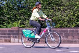 Radio One broadcaster Arielle Free trying out the OVO Bikes scheme in Glasgow. (Photo by Sandy Young/PinPep/nextbike)