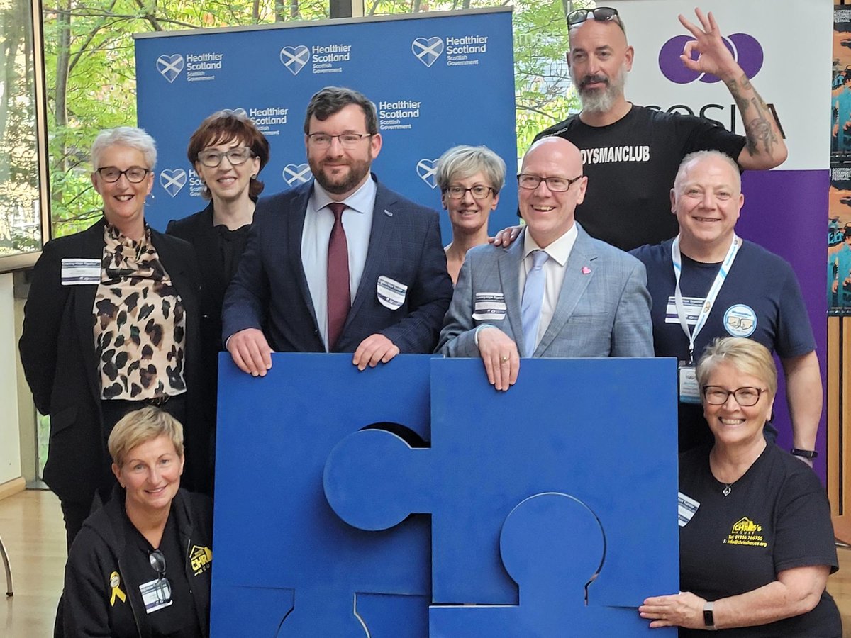 Peer support groups can give hope to those at rock bottom - Christine Muir