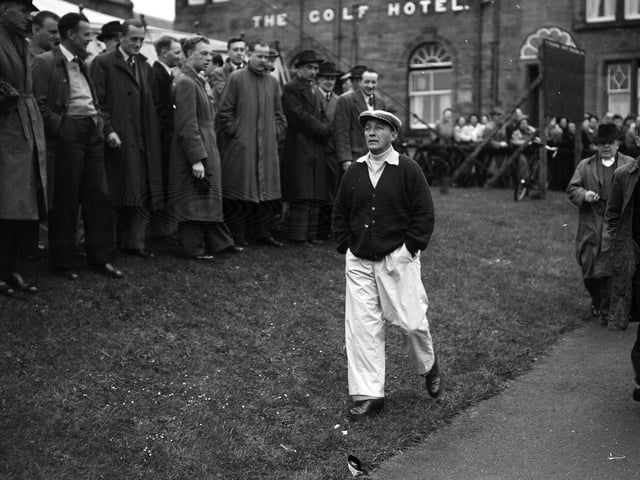 Bing Crosby playing St Andrews in May 1950.
