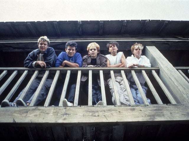 Led by frontman Simon Le Bon, Duran Duran were one of the biggest bands in Britain when they released A View to a Kill in 1985. Accompanied by a memorable video spoofing the James Bond film of the same name it appeared in, it was only kept off the top spot by Paul Hardcastle's huge hit single '19'.
