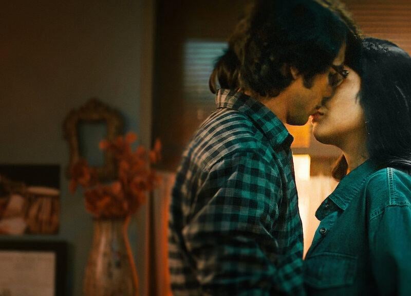 When a vampire falls in love with her dentist, things get a little bit awkward.