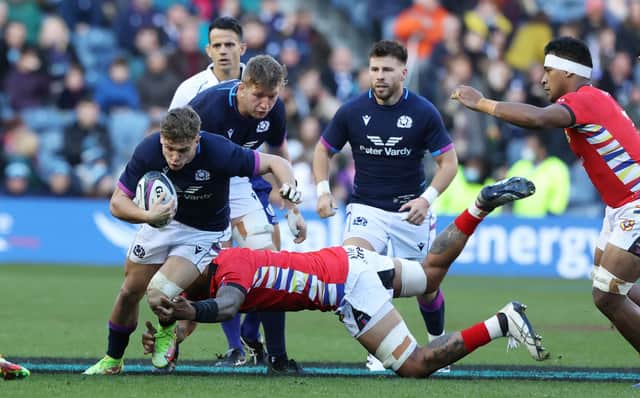 Darcy Graham gets Murrayfield roaring with the first break of the game.
