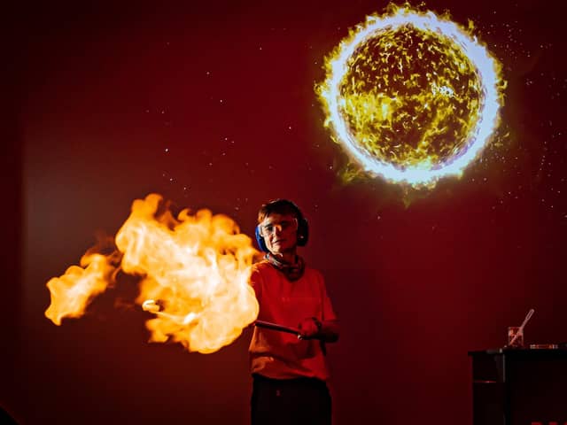 A hydrogen filled balloon is used to replicate the sun