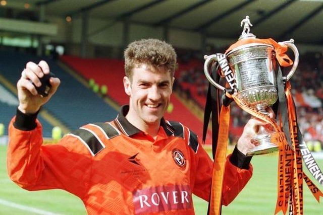 Perhaps spent his peak years out of sight in Greece, contributing to his omission in the days pre-internet but Brewster’s scoring record pre and post his Ionikos spell has claims for a cap though difficult to see who he’d dislodge from Kevin Gallagher, Gordon Durie, Ally McCoist and for a while, his Dundee United predecessor Duncan Ferguson. By the time he’d struck up a blossoming partnership with Stevie Crawford at Dunfermline and then further at Hibs, Aberdeen and Inverness in the twilight of his career.