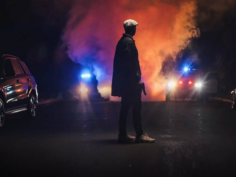 This harrowing true crime drama focuses on the devastating Boston Marathon Bombings, those who were left severely effected by it and how they culprits were caught.