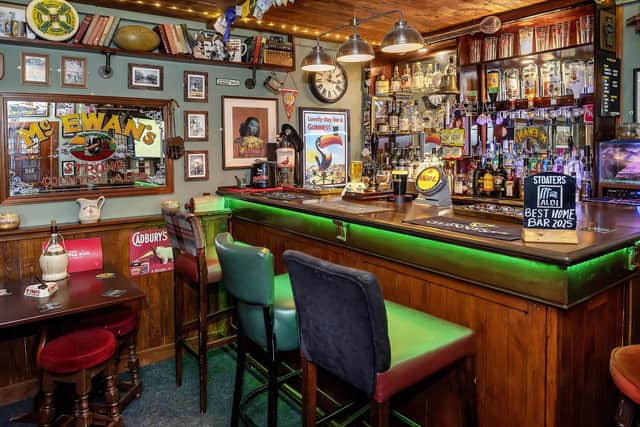 Stoaters, the winning pub
