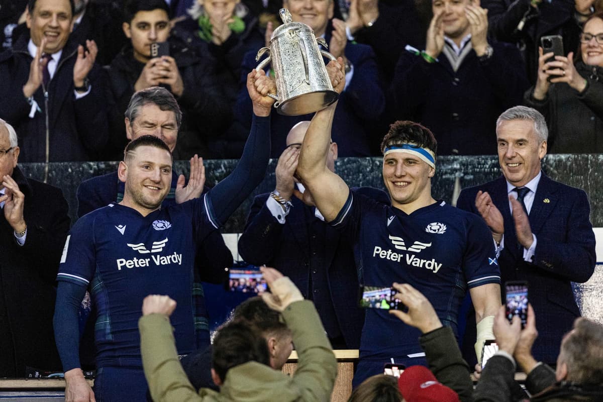 Schottland feiert seinen Höhepunkt in Murrayfield, während England ein ...
