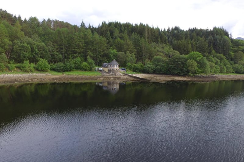 Occupying a remote spot on the banks of Loch Leven, the Boathouse is perfect for those looking for privacy and has three bedrooms, three bathrooms, a garden and a private beach area.