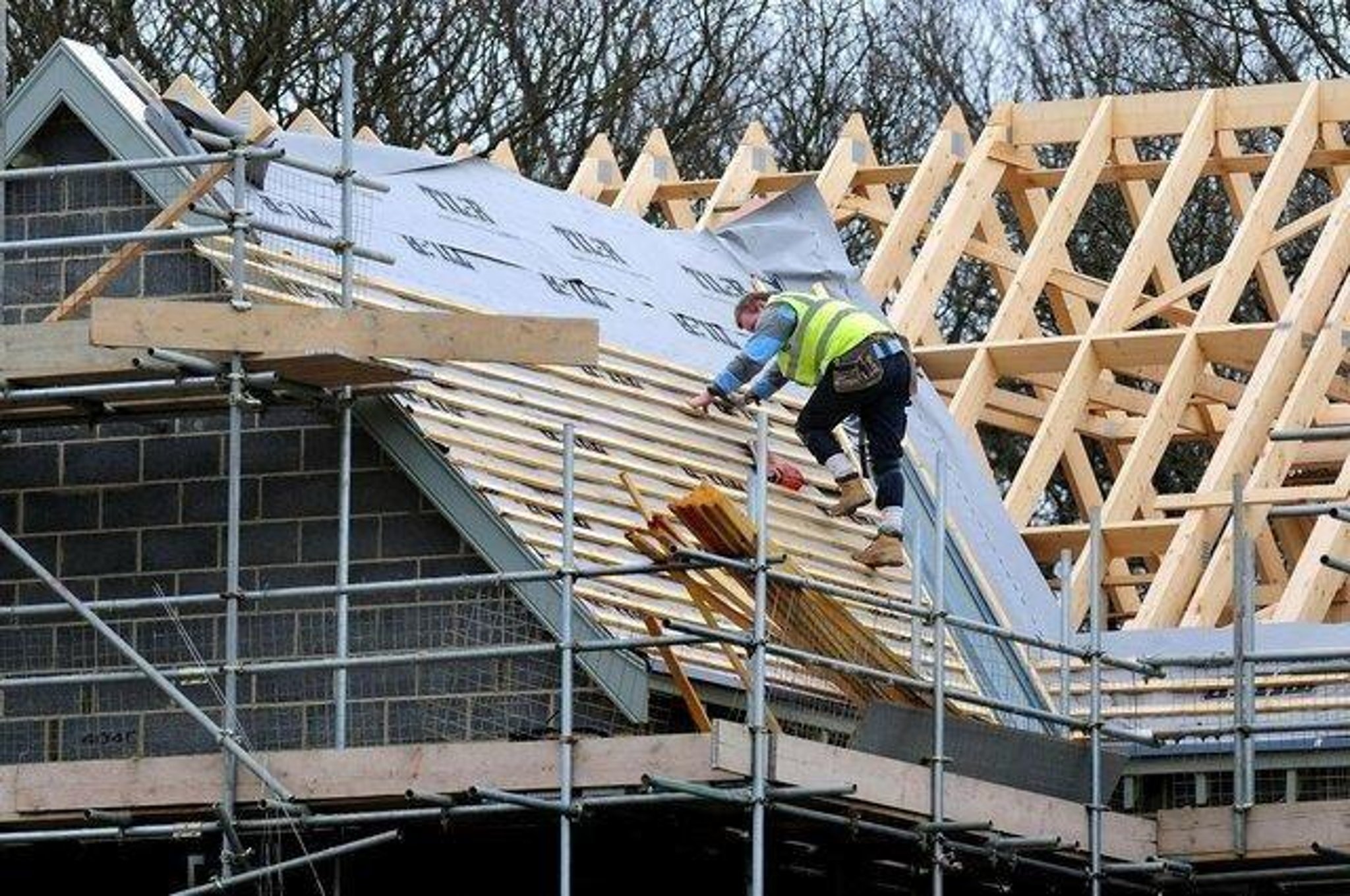 Almost 100,000 children in Scotland on social housing waiting list