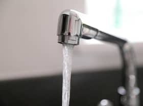 Hundreds of homes in East Renfrewshire remain without water after “operational issues” cut off supplies on Christmas Day – but work has been carried out to resolve the problem with supplies set to return this afternoon.