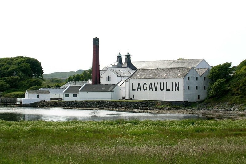 Lagavulin Distillery is located at Laguvulin Bay on the island of Islay and was founded in 1816. Its name is an anglicisation of the Gaelic lag a’mhuilin which means ‘hollow by the mill’. To pronounce its name say “lagga-voolin”.