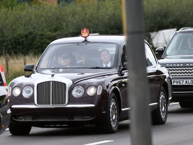 The Princess Royal travels behind the hearse carrying the coffin of Queen Elizabeth II, draped with the Royal Standard of Scotland, passing through Dundee (Pic: PA/Michael Boyd)