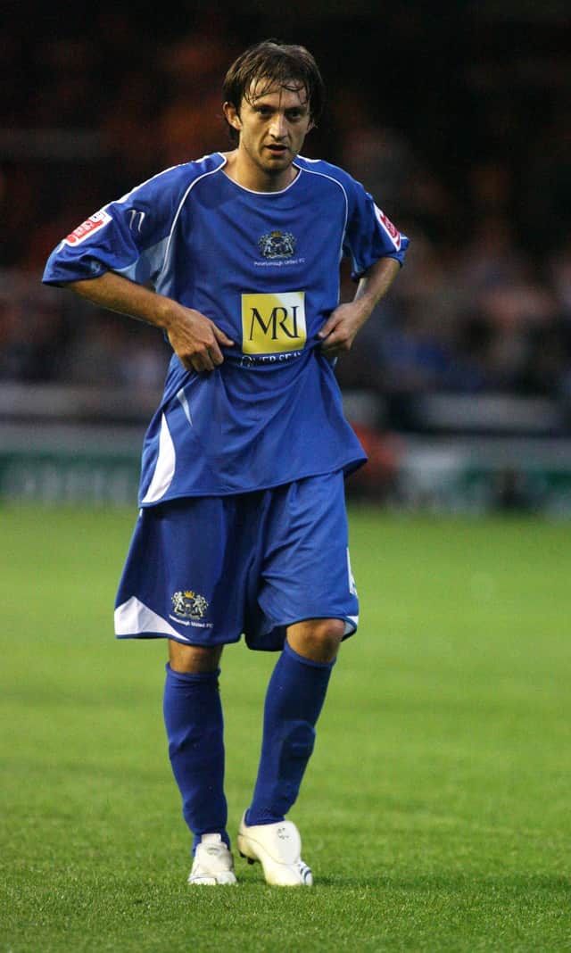13/07/07 PRE-SEASON FRIENDLY
PETERBOROUGH UTD v CELTIC (1-2)
LONDON ROAD - PETERBOROUGH
Celtic boss Gordon Strachan's son Gavin takes the field for Peterborough
