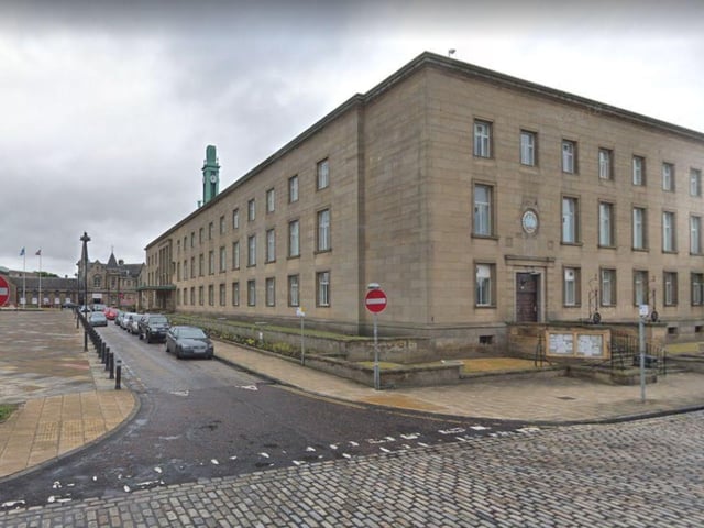 The Fife town of Kirkcaldy has a population of 50,370.