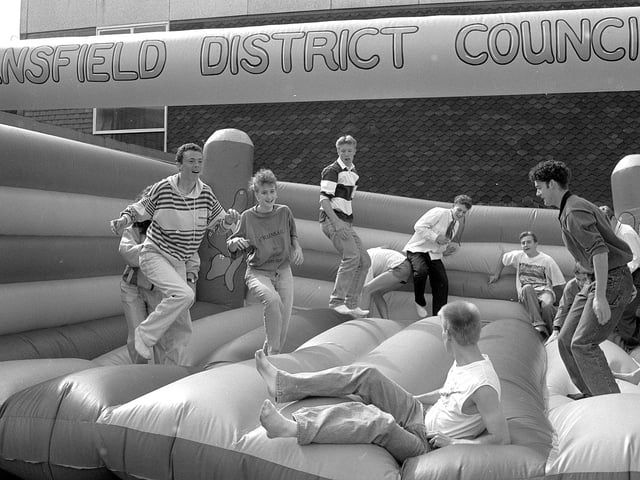 Did you take part in Meden School's sponsored bounce back in 1990?