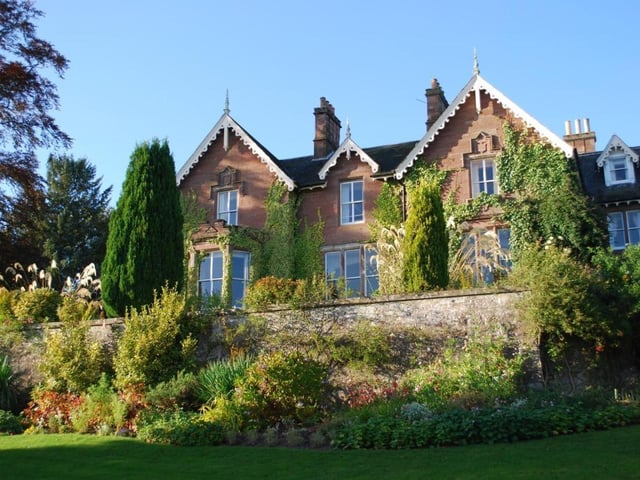 A traditional country house hotel, the Lands of Loyal Hotel stands at the foot of Loyal Hill, overlooking the picturesque town of Alyth in Perthshire - 17 miles from the city of Dundee. The heart of the hotel is the Victorian splendour of the grand hall, while meals are served in a highly-acclaimed restaurant. The hotel is on the Cateran walking trail so you can ditch the car and just go for a walk straight from enjoying your full Scottish breakfast.