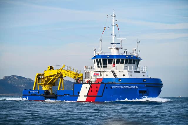 Briggs Marine’s MV Forth Constructor.