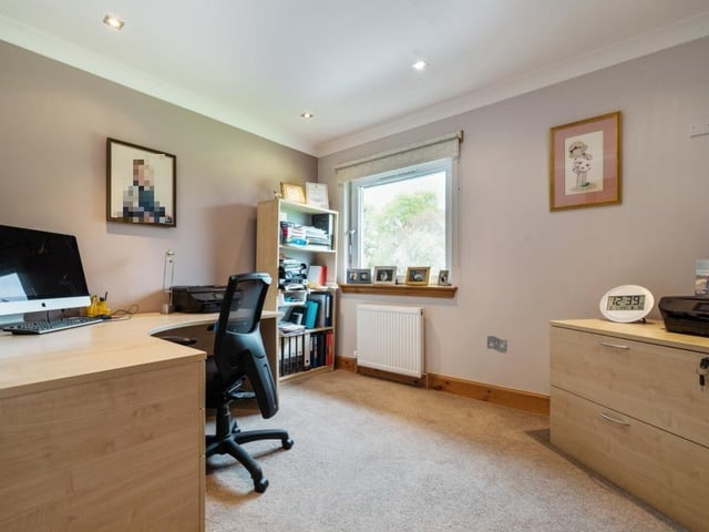 Home office / bedroom 5.