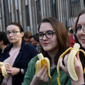 Al fresco bananas with nary a knife or fork in sight (Picture: Janek Skarzynski/AFP via Getty Images)