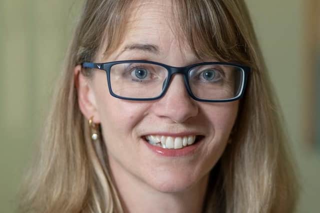 Sarah Jackman is an employment law counsel in Dentons’ Glasgow office.