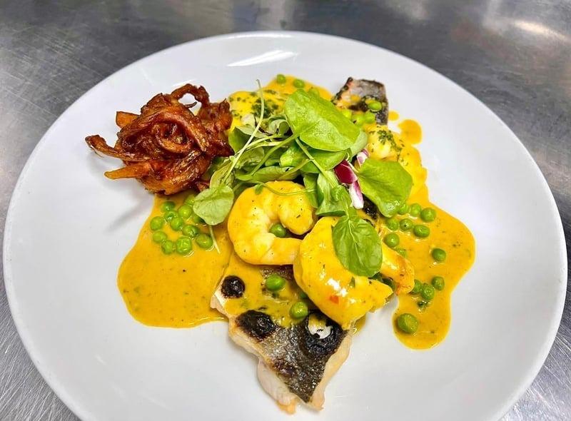 Offering a fine range of British cuisine, Fanny Trollopes comes highly rated and is located 1066 Argyle Street. Customer's say the restaurant offer food that is "beautifully presented" and "amazing" food.