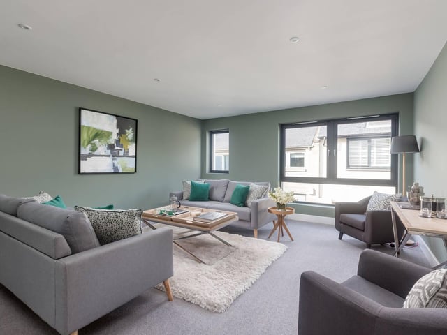 Exterior: Residents can enjoy access to the private Queen Street Gardens for a fee, and there is an opportunity to purchase a private parking space directly outside the property.
Contact: Michael Hodgson at Macgregor on 07813 082 468.