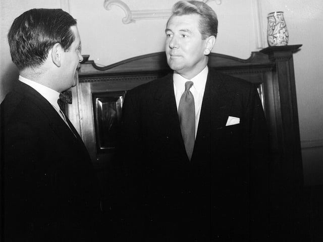 Actor Michael Redgrave at the Cameo Cinema in August 1954.