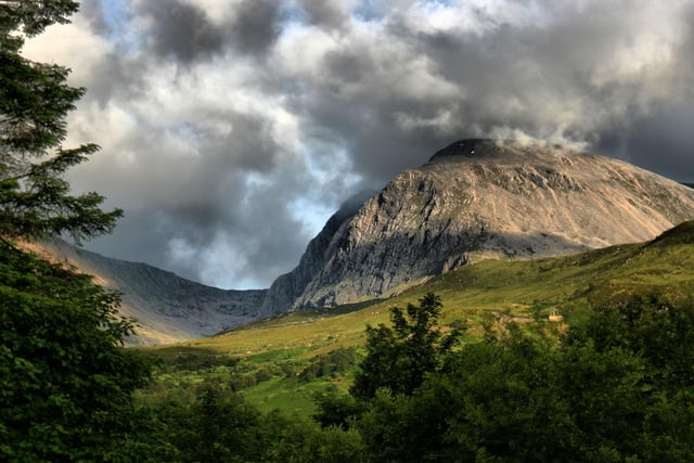 In fourth place is the highest point in the UK, Ben Nevis. Ben Nevis has a total of 247,000 posts on Instagram to date. Situated in the Grampians Mountains, Ben Nevis offers photographers picturesque views at 4,411 feet above sea level.
