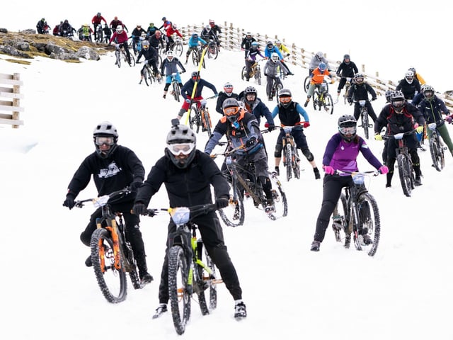 Pictures suggest, that some riders were forced to push themselves along with their feet rather than pedal.