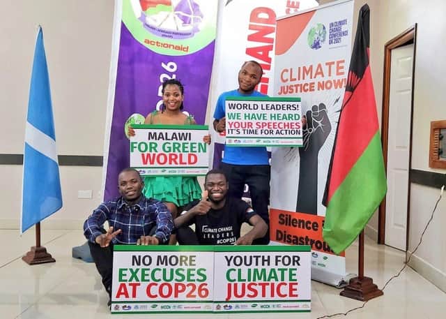 Participants in the Malawi Young Climate Leaders project get their message across