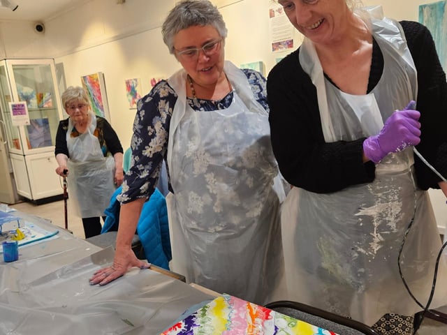 Local community group in Methil enjoying learning some new skills