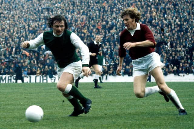 Joe Harper in action for Hibs.