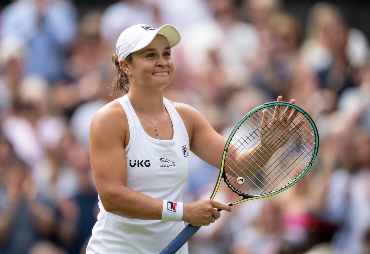 Wimbledon 21 Ashleigh Barty S Big Bash Just Enough To Quell Angelique Kerber Comeback In A Classic The Scotsman