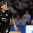 Frankie Kent is expected to conclude his move to Hearts in the coming days.