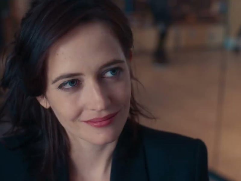 Eva Green stars as a fashion designer is suffering from a mysterious illness that puzzles her doctors and frustrates her.