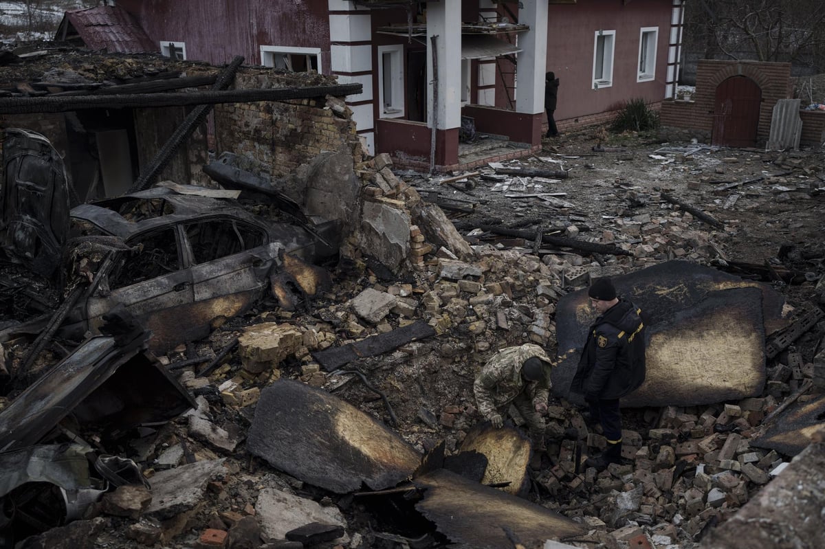 Ukrainian capital Kyiv targeted in early morning drone attack after Russia launches another huge assault
