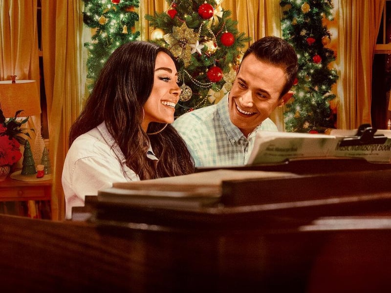Freddie Prince Jr stars in this movie that sees a pop star escape from her daily life to grant a young fan's wish - however, she finds some Christmas magic of her own.