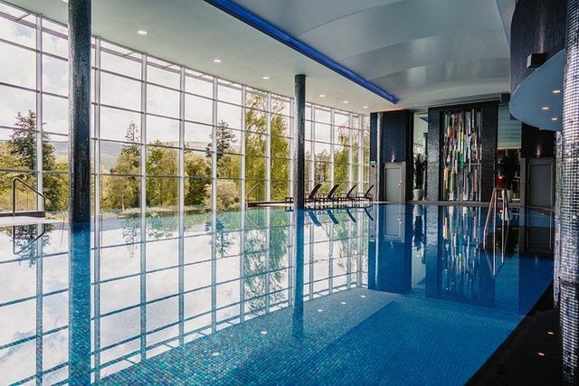 Situated in the Scottish Borders near Peebles, Stobo Castle is Scotland’s only destination spa. It boasts Scotland’s only 25m UV Pool offering panoramic views and an unrivalled range of health and beauty treatments, designed to detoxify, smooth, tone and revitalise. There are also fairy-lit hot tubs, giant Hydrospa with powerful water jets, Swedish sauna, steam room, laconium and aromatic steam room, relaxation suite, experience showers, a studio and gym.