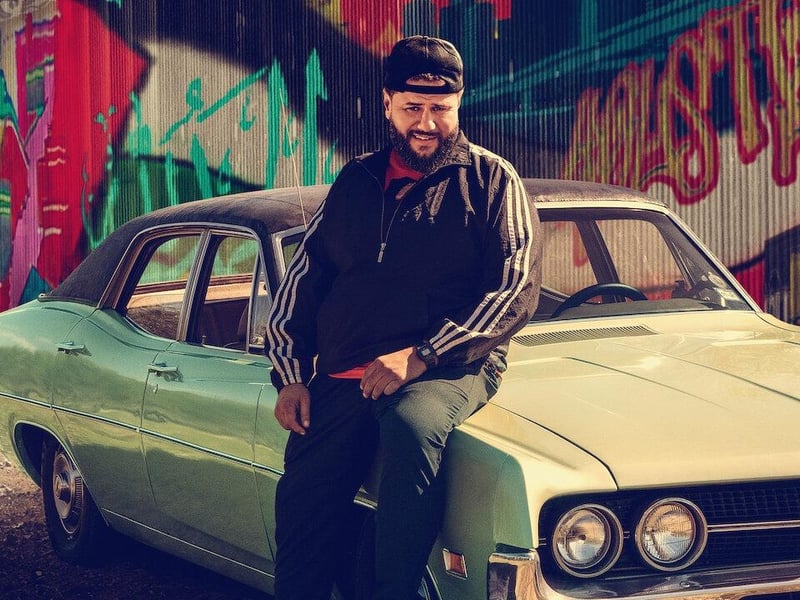 Created by omedian Mo Amer, this show sees Mo explore the life of a Palestinian family in Texas.