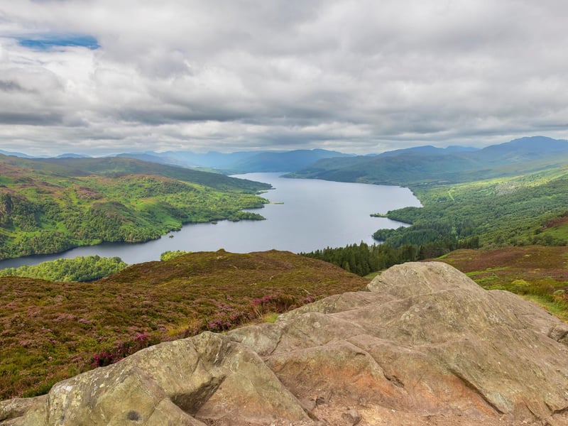 Loch Katrine is a freshwater loch located in the heart of Loch Lomond and The Trossachs National Park. It is also the birthplace of the famous Scottish clan leader and outlaw, Rob Roy MacGregor.